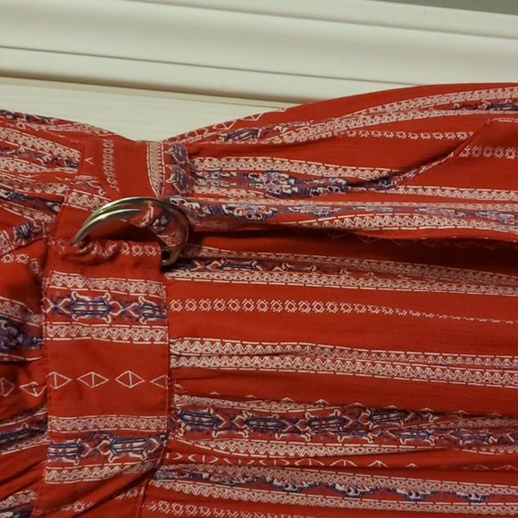 BEAUTIFUL NWOT ROMPER! 😍 - Picture 4 of 8